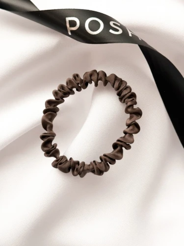 Cienka  jedwabna gumka do włosów CHOCOLATE BROWN